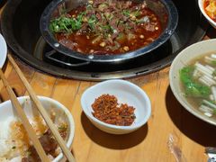 -大众跷脚牛肉馆·非遗传承单位(峨眉山店)