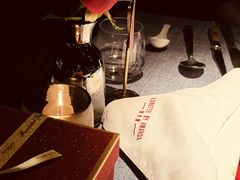 -弦月窗LUNETTE BY AMANDA(复兴路店)