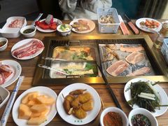 -蒙肥羊·酸汤潮牛·鲜牛肉火锅烤肉自助(岗顶店)