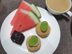 -唐拉雅秀酒店-西锦汇空中BBQ·思创餐厅