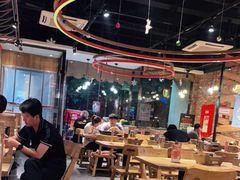 大堂-聚点串吧·北京烧烤(公益西桥店)