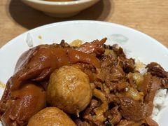 -红猪卤肉饭(大西洋美食城店)