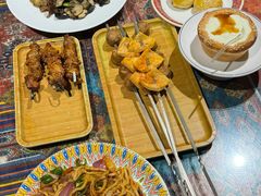 -乡村馕坑肉·烧烤·新疆菜·本地人更爱吃(阿勒泰首店)