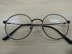 -MiRi眼镜连锁·蔡司·尼康控优点合作店(莘庄店)