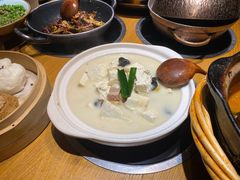 土家手掰柴火豆腐-吃饭皇帝大(合生汇店)