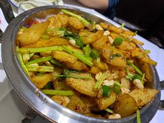 -小柒家第一锹东北菜(城关店)