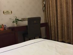 -鑫隆温泉酒店
