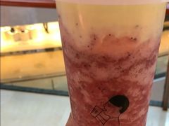 黑松露巧克力可颂-喜茶(上海兴业太古汇店)