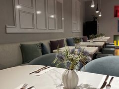 -潮一不贰·法式甜品·生日蛋糕·西式简餐(外滩店)