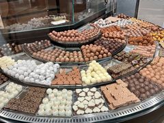 -Laderach 莱德拉(上海环贸iapm店)