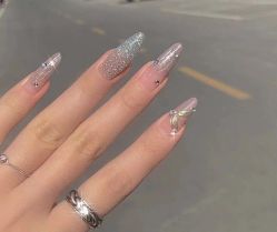 点击看大图 -美奈サロン美甲美睫皮肤管理