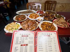 -聚首堂·特色小吃·肘子(什刹海德胜门店)