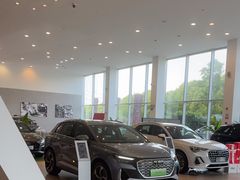 -上海永达奥诚奥迪4S店(申江路店)