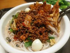 -水平有限螺蛳粉(宏达大厦店)