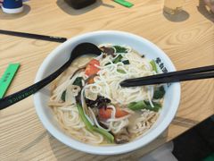 -蒙自源米线(东城星河城店)