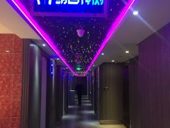 -唯爱KTV聚会餐厅(仙林东城汇店)