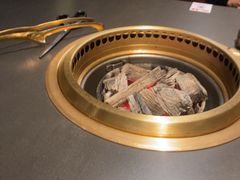 -铭牛烧肉·和牛海鲜自助(高新月牙湖店)