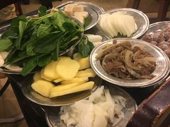 -月圆火锅(宁海东路二店)