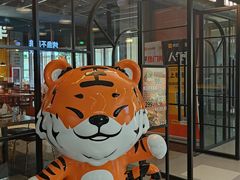 -HUZI虎滋精酿餐吧(京西大悦城店)