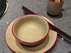 餐具摆设-羊来顺冰煮鲜羊 铁锅烀羊肉(中央大街店)