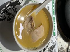 -禄婶鸡煲·打边炉