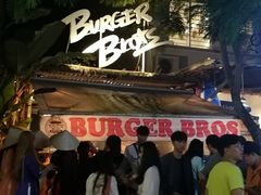 -BURGER BRO'S