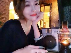 -两棵枇杷树