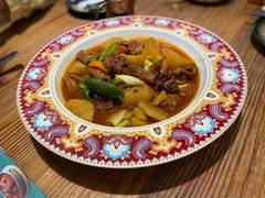 沙湾大盘鸡-塔哈尔·新疆盛宴(城西银泰店)