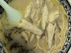 -明呈黄鱼面馆(斜土路店)