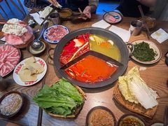 -巴卤社老火锅(财富店)