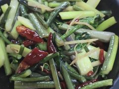 炝炒红菜苔-聚味瞿记·龙虾堂(树木岭店)