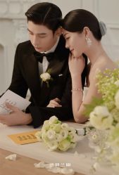 -莫兰迪婚纱摄影