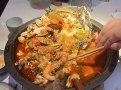 -鸣记脆皮烤鱼·海鲜烤鱼(三八广场店)