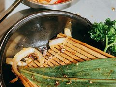 -围炉肉舍丹东海鲜烤肉·烤活鳗(步行街店)