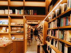 -茑屋书店(天目里店)
