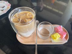 -亚龙湾喜来登·美景台大堂吧