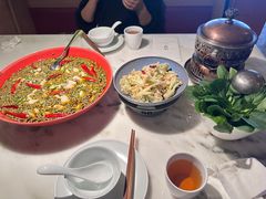 -初蓉丨遇见新川菜(亲贤街荣耀店)