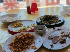 -华龙特色大骨鸡农家菜馆