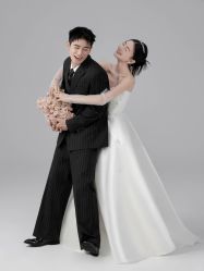 -拾尚映画·STUDIO婚纱摄影(中关村店)