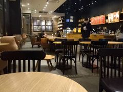 -星巴克(洛阳中州路王府井店)
