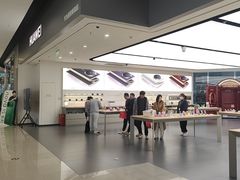 -华为授权体验店(中山公园来福士)
