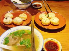 牛肉粉丝汤-鑫震源·苏式大虾生煎(山塘街店)