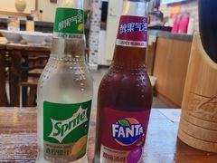 -黑白电视长沙小吃(美林M·LIVE天地东座店)