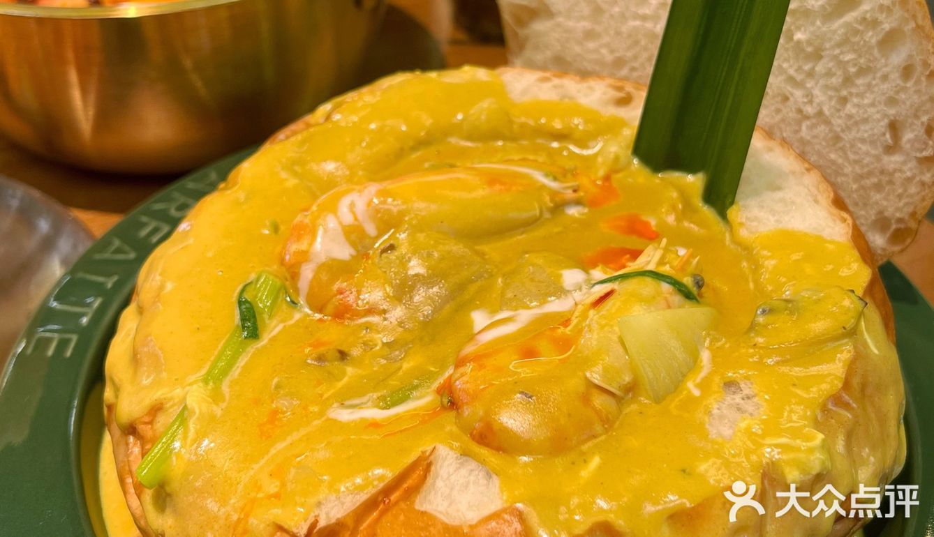 老板你是不是磕他泰？人均50泰国菜，送露楚