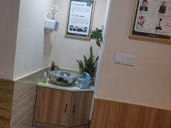 -丝客富脱发养发头皮馆