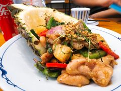 原只菠萝炒鸡球-绿南客云南牛肉米线店(远洋城店)
