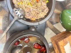 -云海肴·汽锅鸡·云南菜(天山百盛优客店)