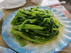-潘先生平价海鲜城(神州半岛店)