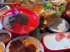 -醉董牛川派鲜肉自选火锅(烟台店)