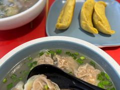 -老新隆牛肉锅贴(新街口店)